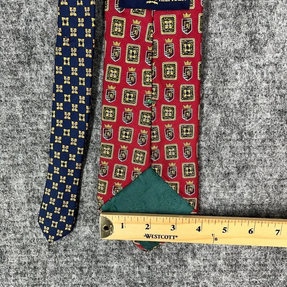 Tommy Hilfiger Crest‎ Motif Tie Men OS Vintage 90s Silk Luxury Dress Formal 58